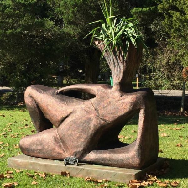 Henrietta Stunt Sculptures