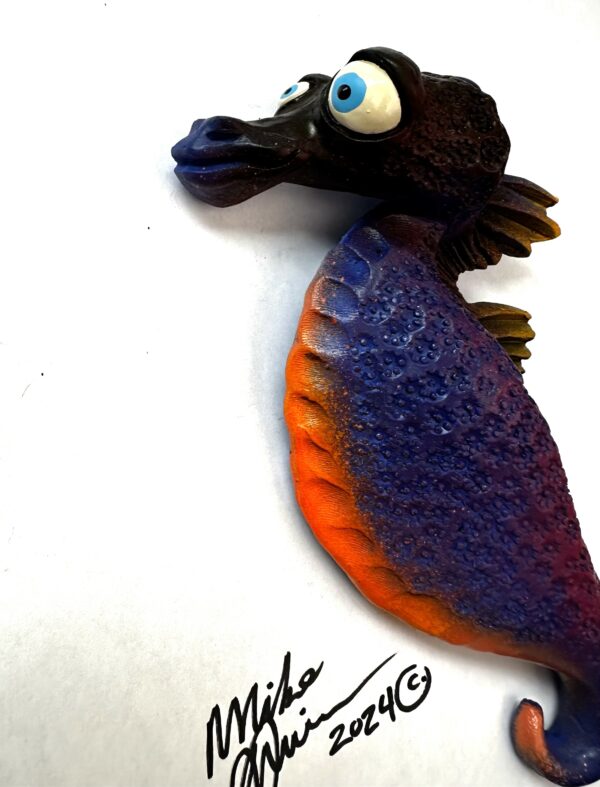 King Dingcauser Seahorse - Fish with Attitude - Image 4