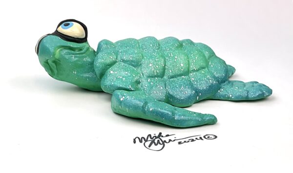 Frankie Two Guns Sea Turtle - Image 3