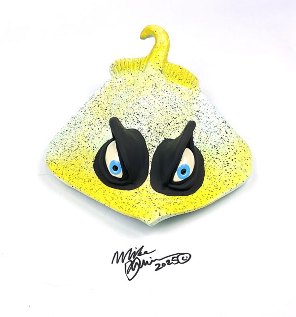 Wild Oscar Stingray - Fish with Attitude