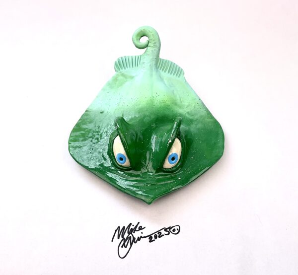 Wild Oscar Stingray - Fish with Attitude