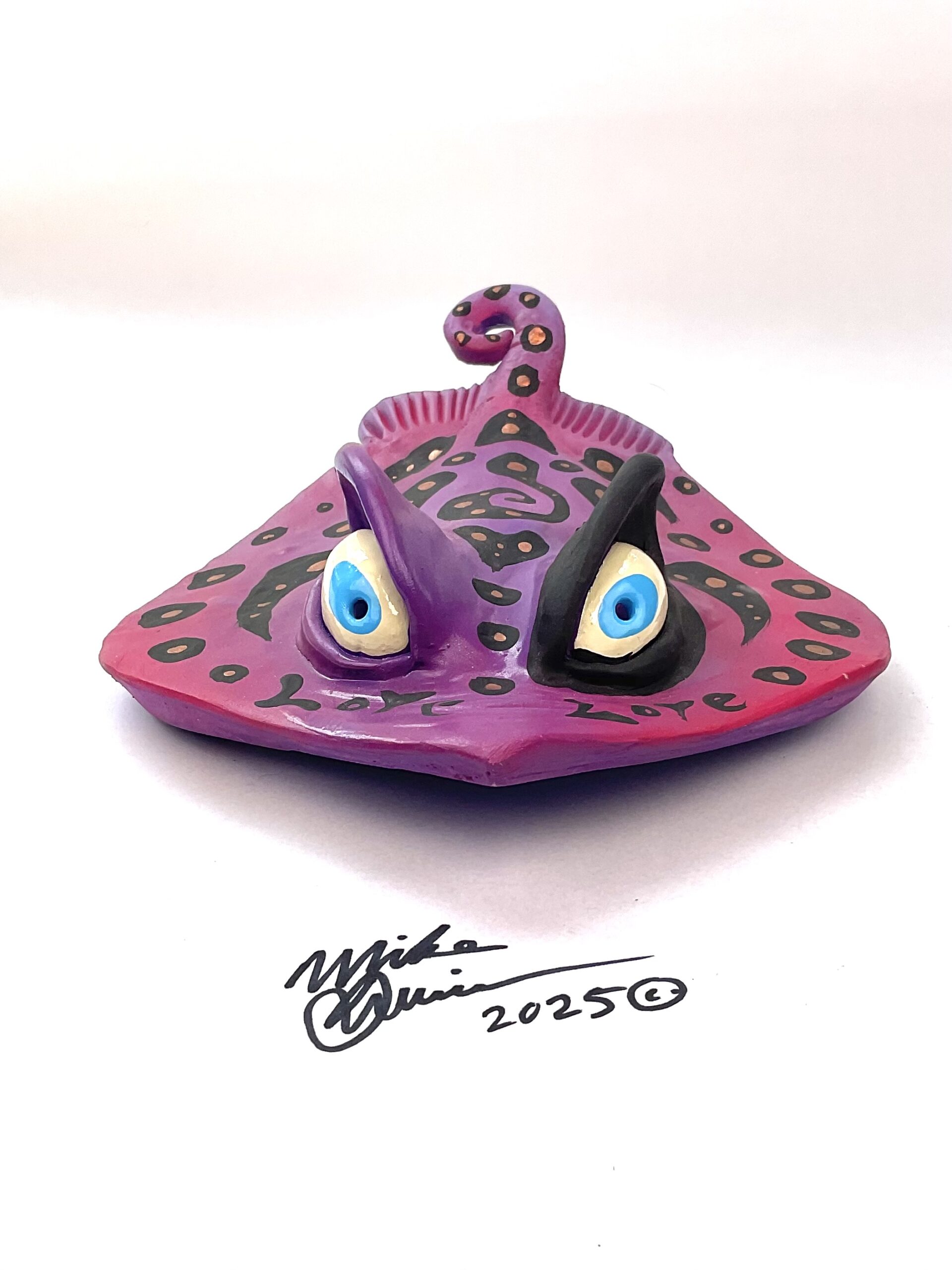 Wild Oscar Stingray - Fish with Attitude