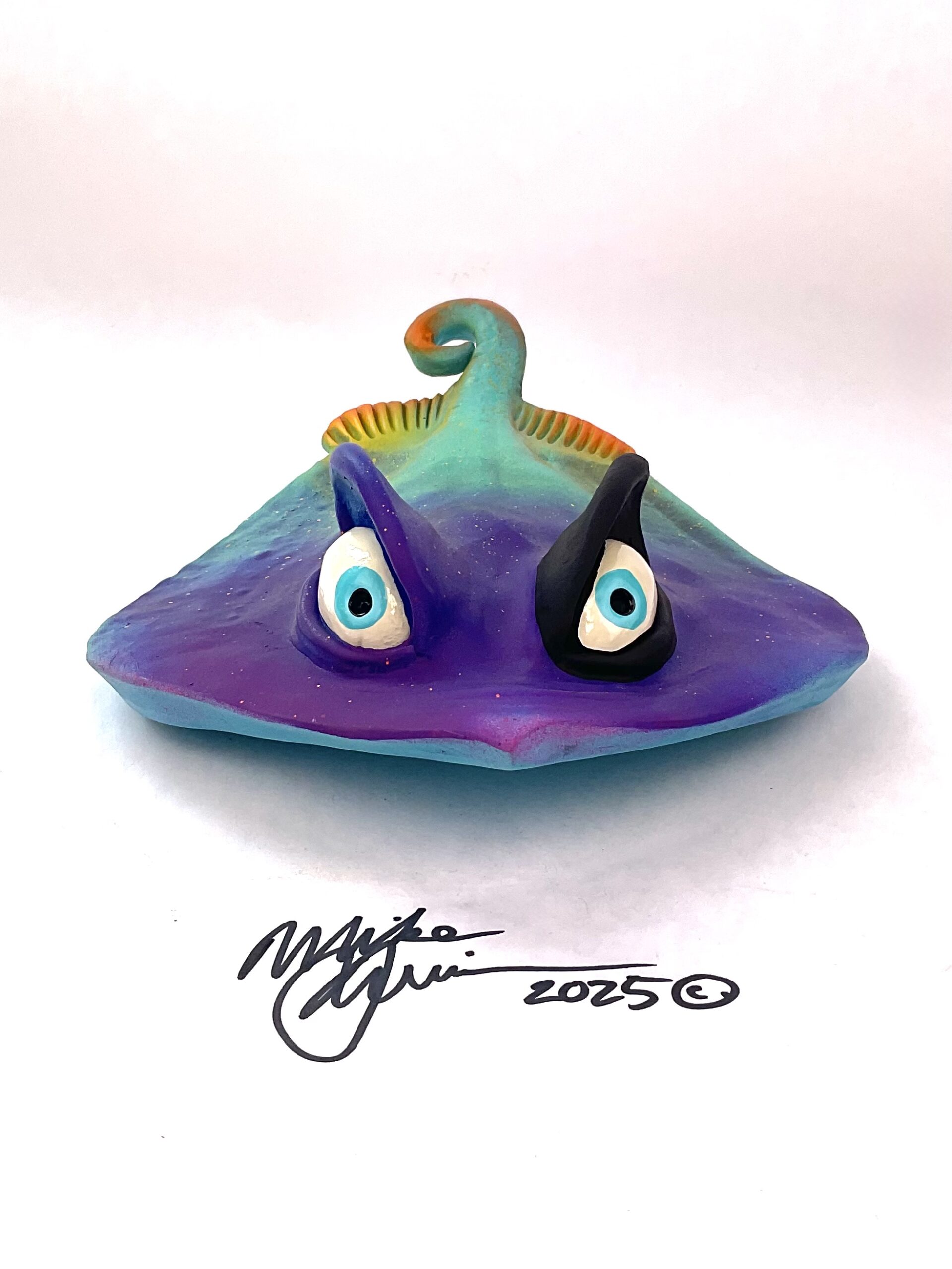 Wild Oscar Stingray - Fish with Attitude