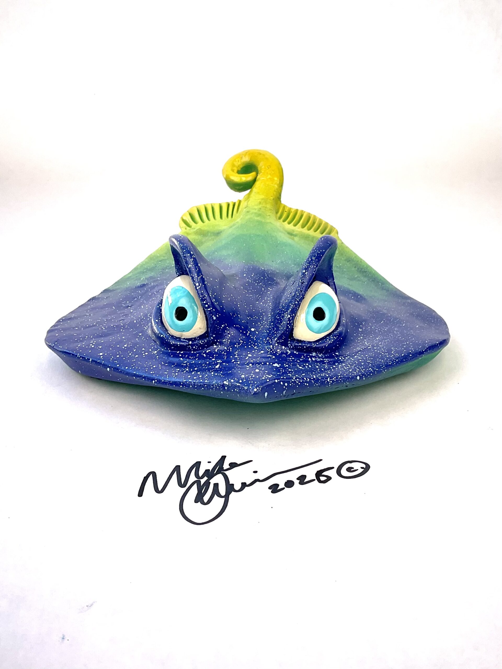 Wild Oscar Stingray - Fish with Attitude